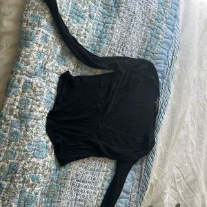 Brandy Melville long sleeve crop top